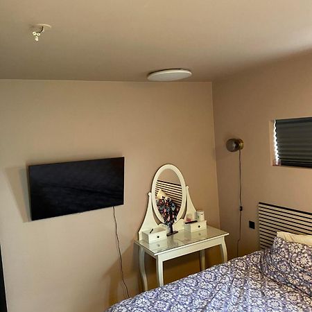 Spacious 3Br Condo Near Blue Lagoon 15M Airport 9M Njarthvik Екстер'єр фото