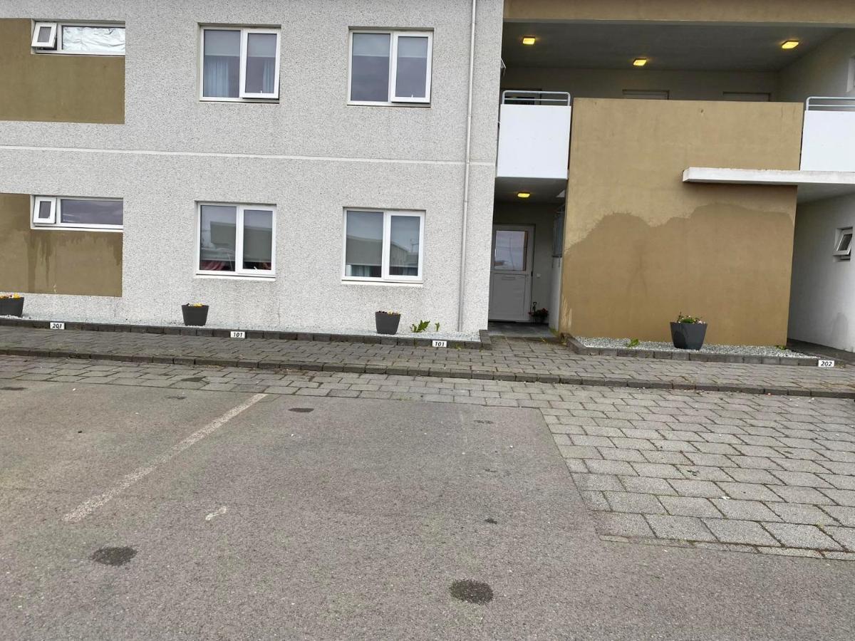 Spacious 3Br Condo Near Blue Lagoon 15M Airport 9M Njarthvik Екстер'єр фото
