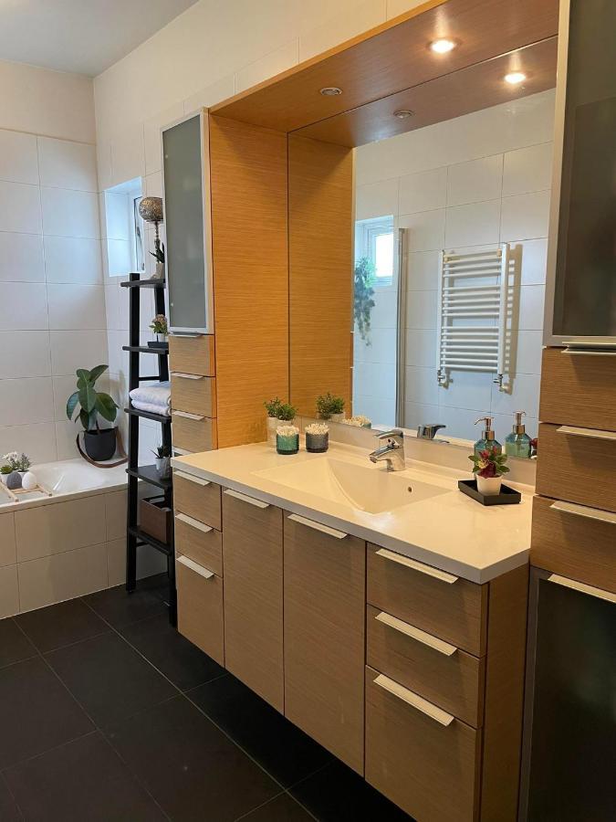 Spacious 3Br Condo Near Blue Lagoon 15M Airport 9M Njarthvik Екстер'єр фото