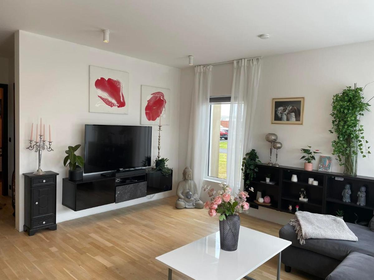 Spacious 3Br Condo Near Blue Lagoon 15M Airport 9M Njarthvik Екстер'єр фото