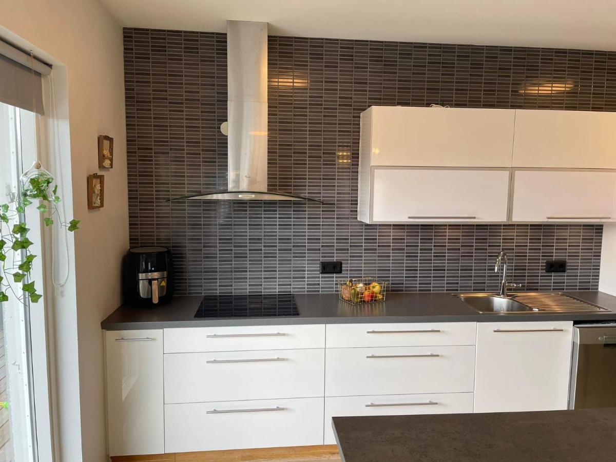Spacious 3Br Condo Near Blue Lagoon 15M Airport 9M Njarthvik Екстер'єр фото
